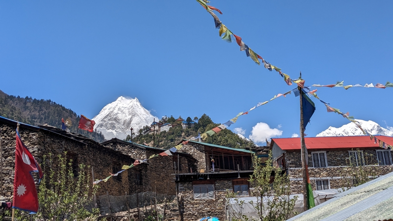 Tea House in Manaslu Circuit Trek