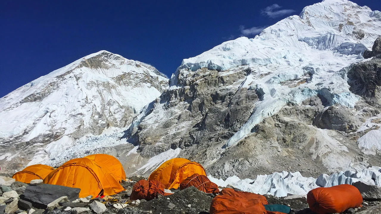 Exact Location of Mount Everest