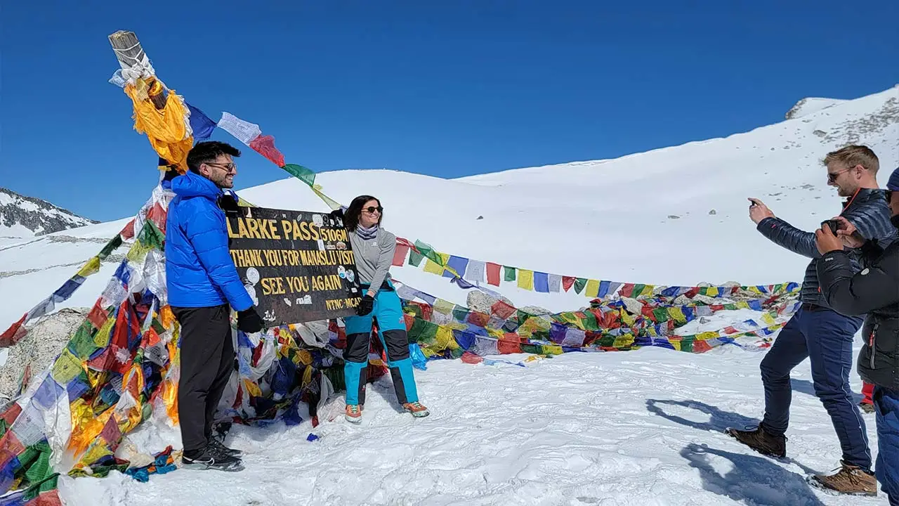 Luxury Manaslu Circuit Trek
